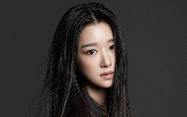 ‘Điên nữ’ Seo Ye Ji tái xuất sau scandal thao túng bạn trai