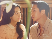 ‘Snowdrop’ nhá hàng teaser mới: Jisoo chĩa súng vào Jung Hae In