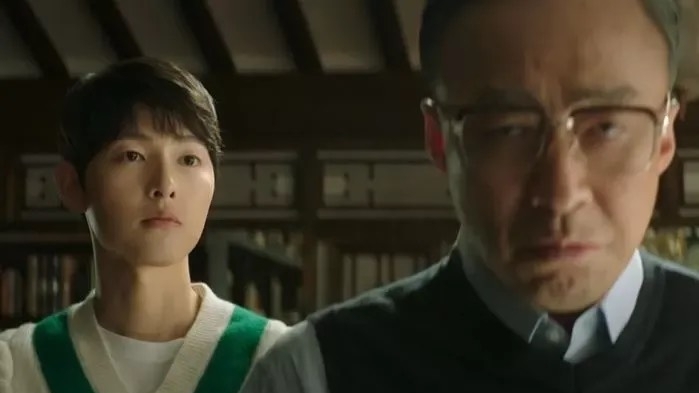Bị chỉ trích tuyến tình cảm, ‘Reborn Rich’ tăng đất diễn cho ‘ông nội’ Lee Sung Min