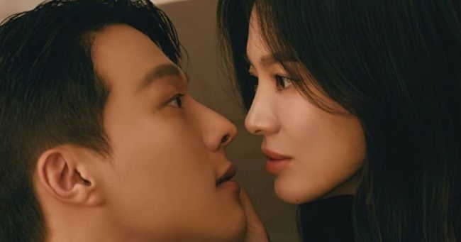 ‘Now, We Are Breaking Up’ lộ đoạn kết: Song Hye Kyo và Jang Ki Yong sẽ kết hôn?