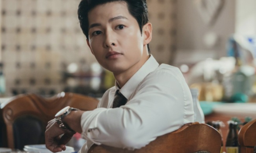 Song Joong Ki là ‘thiên tài đầu tư’ sáng ngang Jin Do Joon trong ‘Cậu út nhà tài phiệt’