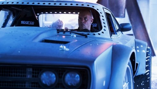Cùng xem những pha đưa xe hoành tráng trong trailer "Fast and Furious 8"